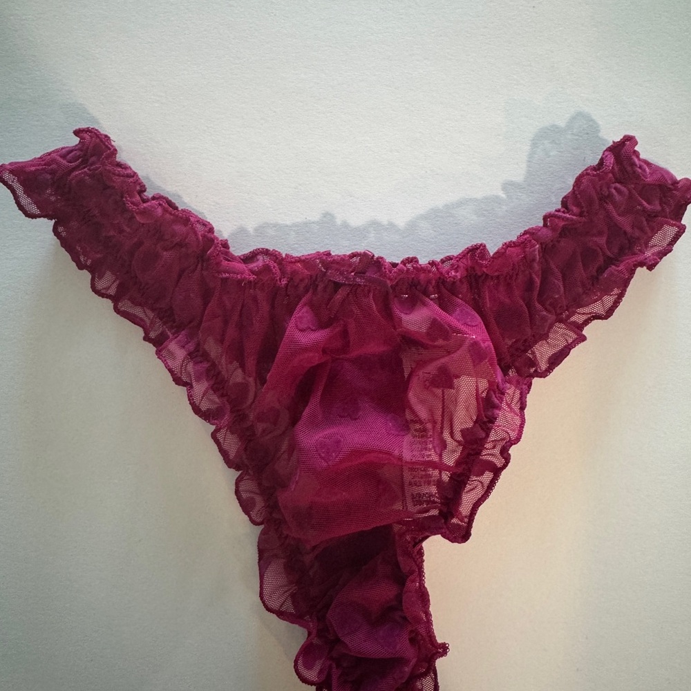 Victoria ‘s Secret S Red Thong Panty Underwear S Lace Sexy Glam